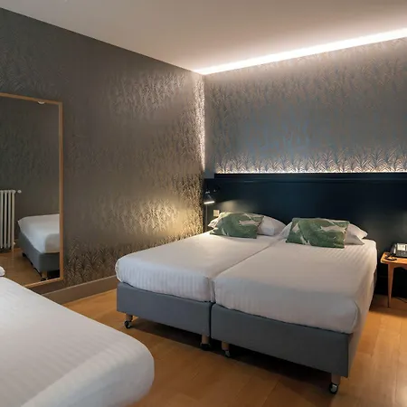 Pax Hotel