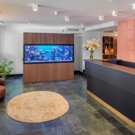 Pax Hotel