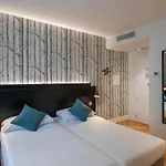 Pax Hotel