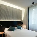 Pax Hotel 3*