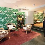 Pax Hotel