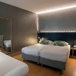 Pax Hotel